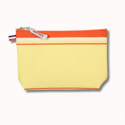 Trousse à maquillage...