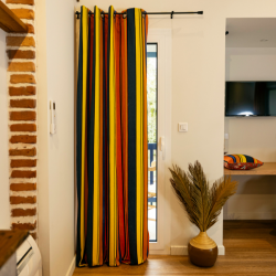 Rideau prêt à poser...