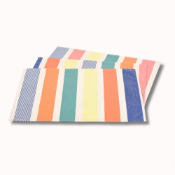 SET DE TABLE EN TOILE...