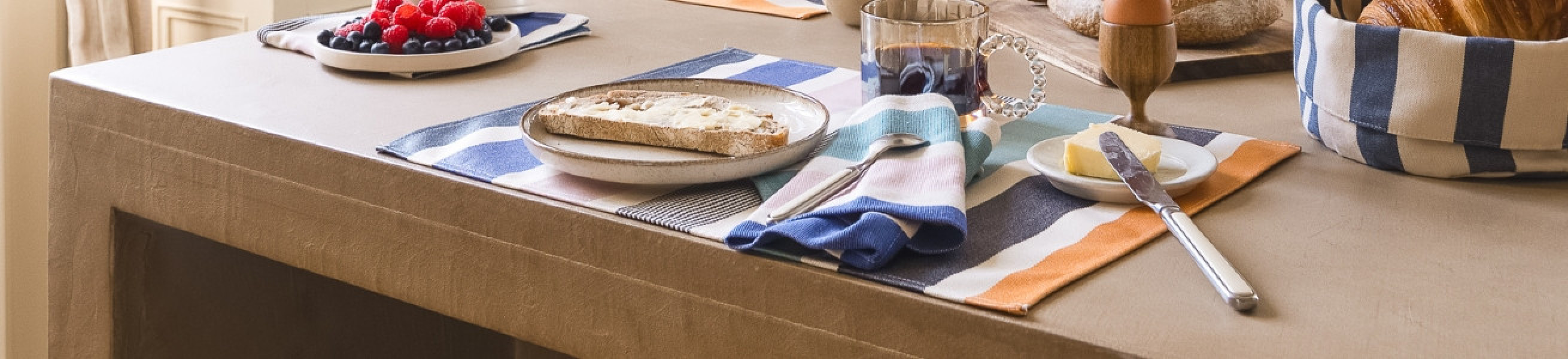 Garlin Bleu Bic | Toile lumineuse de l’univers Matin dans les Landes – Artiga