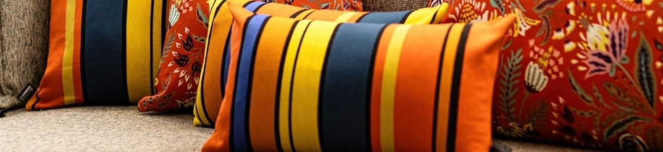 Décoration en fin de série Artiga - Coussins & rideaux jusqu’à -50 %
