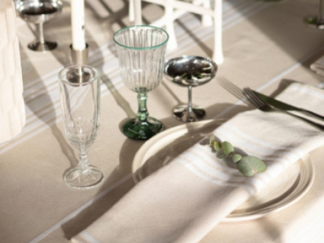 Corda Blanc : la toile idéale pour les grandes tables et les moments de fête